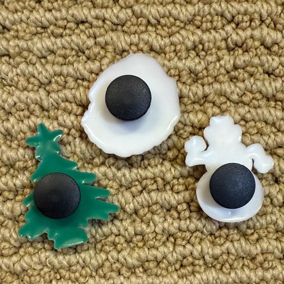 Christmas Themed Croc Jibbitz Lot - Picture 2 of 3